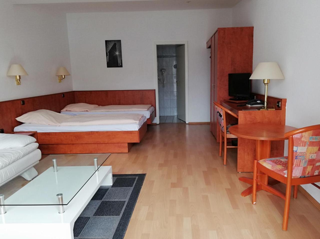 Hotel Dorfschaenke Büdelsdorf Dış mekan fotoğraf