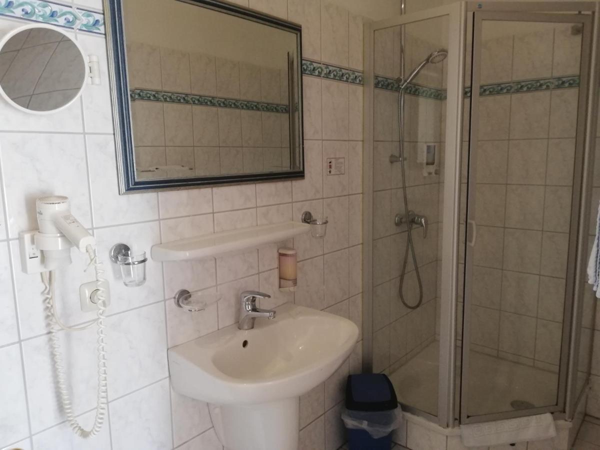 Hotel Dorfschaenke Büdelsdorf Dış mekan fotoğraf
